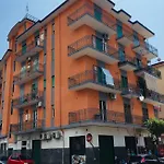 Alojamento de Acomodação e Pequeno-almoço Cuscino E Cornetto Salerno